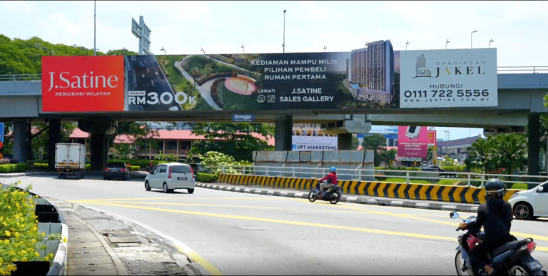 J.Satine billboard advertising at Bulatan Pahang